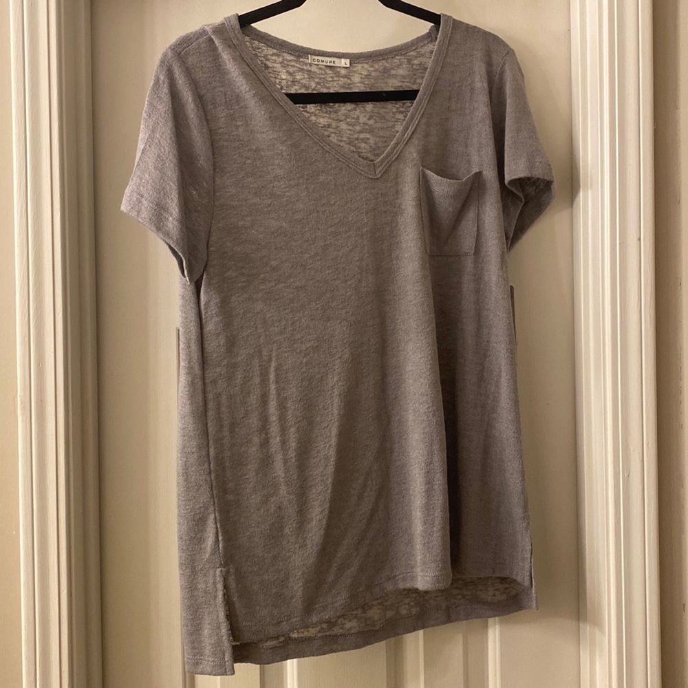 Comune light gray top with v-neck